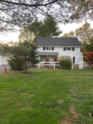 423 Country Club Rd, Bridgewater, NJ 08807