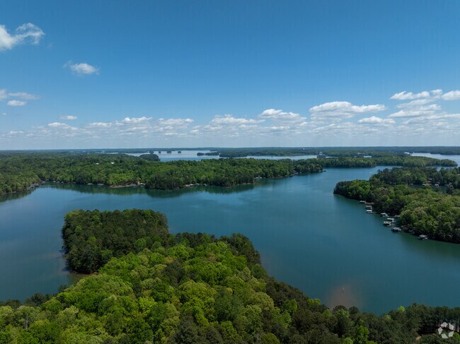 Lake Lanier is just a few miles north of Big Creek, GA.