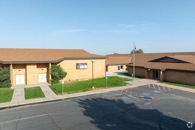 Santaquin Elementary School is located in the Santaquin neighborhood.