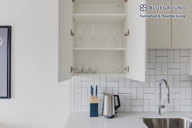 50 Salt St unit FL4-ID1100, Revere, MA 02151 - photo 6