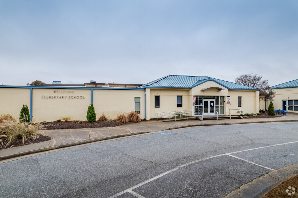 Entrance to Wellford Academy of Science and Technology