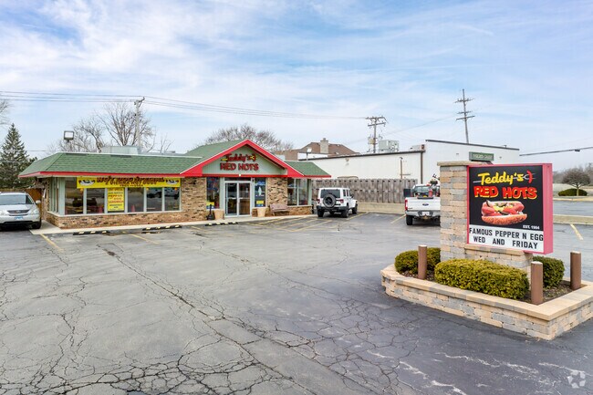 Stop by Teddy’s Red Hots on a hot summer day for a refreshing Italian ice