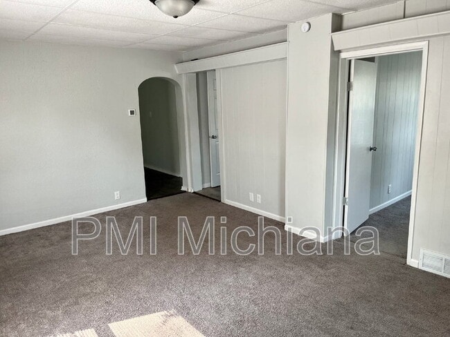 711 W 5th St, Mishawaka, IN 46544 - photo 6