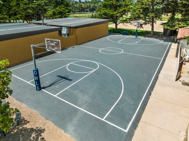 Basketball courts for students to enjoy at Laguna Blanca School.