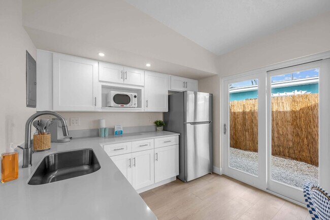 637 S Orlando Ave unit ID1347290P, Cocoa Beach, FL 32931 - photo 5