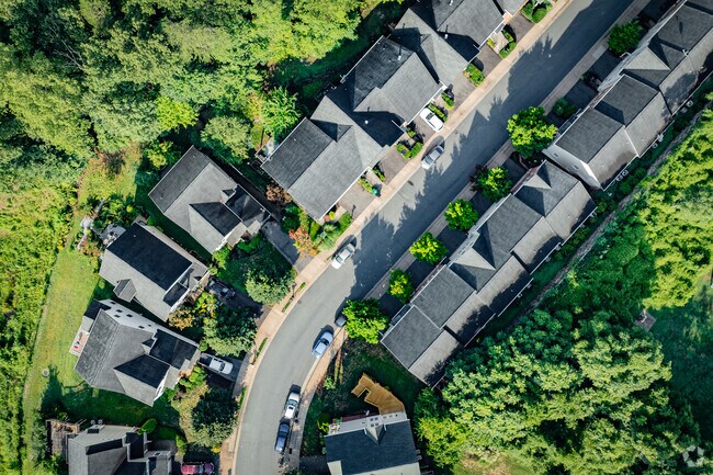 Tall well kept houses, clean sidewalks, and great neighbors is what you find in Ridge Street.