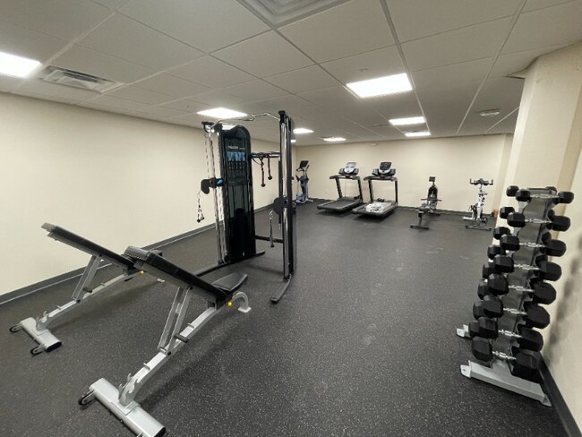 192 Erie Blvd unit 508, Schenectady, NY 12305 - photo 5