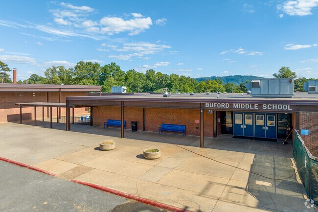 Buford Middle School has an overall rating of B-, according to Niche.