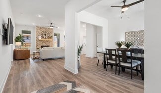 2860 N Chapel Dr, Fayetteville, AR 72704