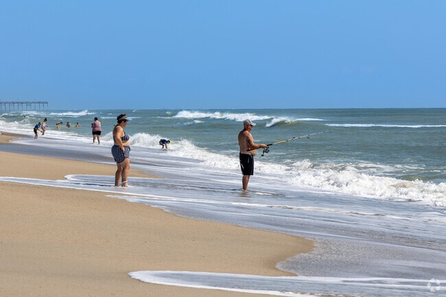 The closest beach to Murraysville is Wrightsville Beach.