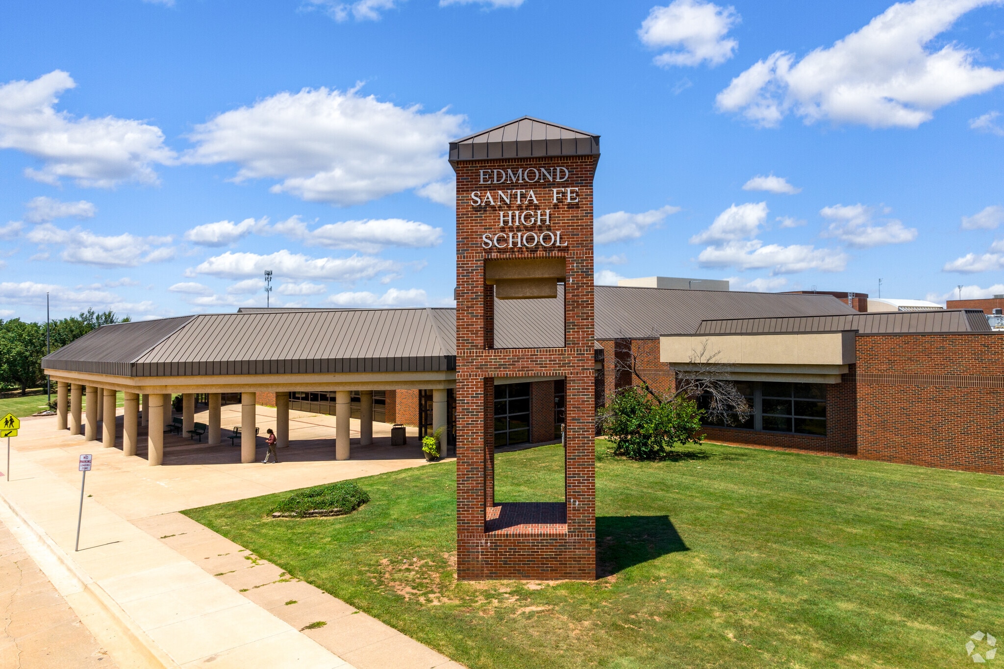 Santa Fe High School is a top-rated school in Oklahoma.