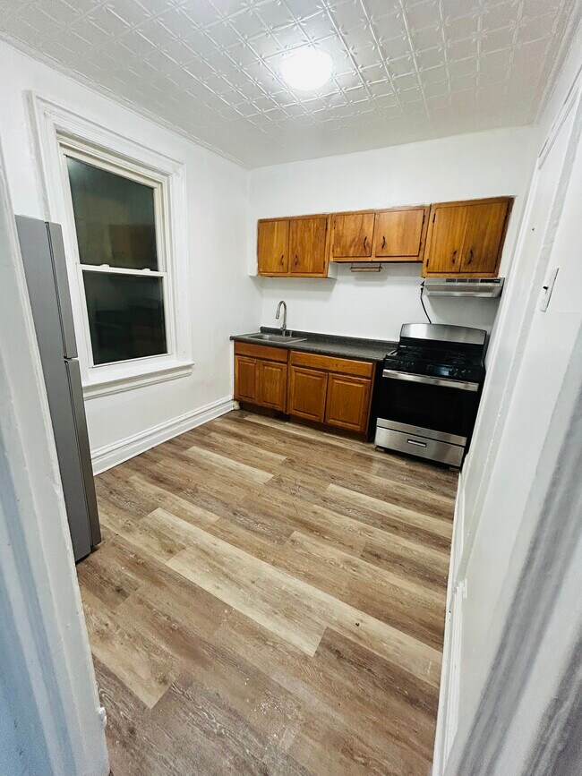 2029 Ryer Ave Unit 2, Bronx, NY 10457