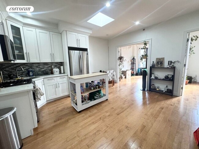 703 Macdonough St, Brooklyn, NY 11233 - photo 3