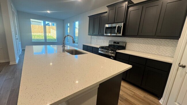 3521 Helena St, Gainesville, TX 76240 - photo 6