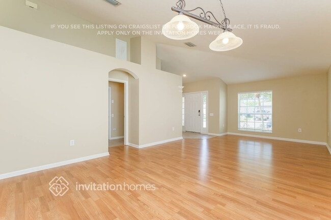 25422 Lexington Oaks Blvd, Wesley Chapel, FL 33544 - photo 5