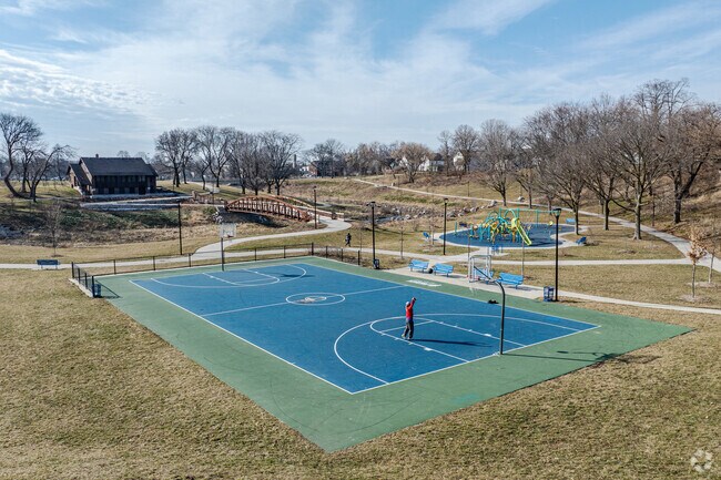 Forest Home Hills residents can head to Pulaski Park and play some basketball.
