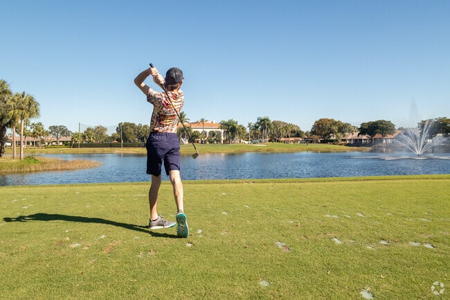 Bonita Fairways is the closest public golf course to the Heitmans neighborhood.
