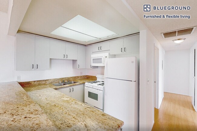 1920 Overland Ave unit ID7696A, Los Angeles, CA 90025 - photo 5