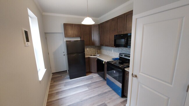 2718 W York St, Philadelphia, PA 19132 - photo 7