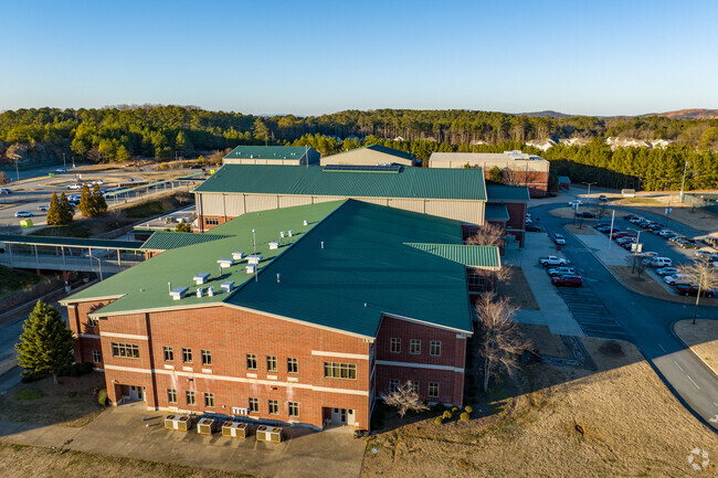 Adairsville High School has over 1,000 students.