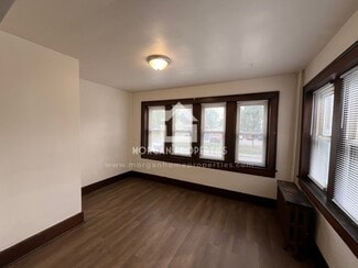 330 E 12th St Unit 2, Anderson, IN 46016