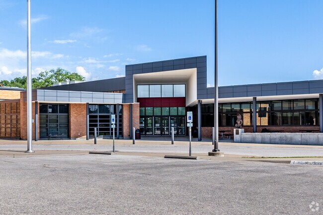 Lawrence High School receives an A-minus grade from Niche.