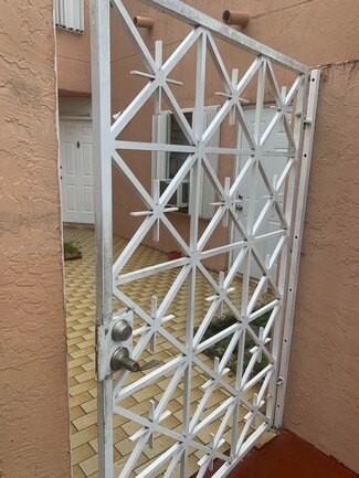 4150 W 10th Ln Unit Mango Hill, Hialeah, FL 33012