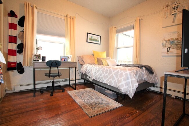 93 Hillside St unit 93 Hillside 3, Roxbury Crossing, MA 02120 - photo 3