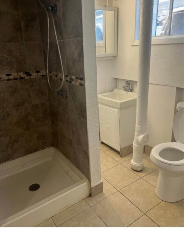 1570 Newton St, Denver, CO 80204 - photo 5