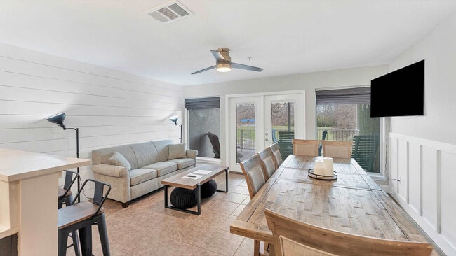 730 E Mather St unit FL1-ID1351225P, New Braunfels, TX 78130 - photo 3