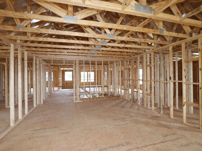 1740 Suttonset Trail, Zephyrhills, FL 33541 - photo 6