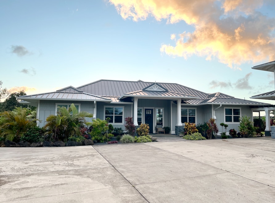 1400 W Kuiaha Rd, Haiku, HI 96708 - photo 1