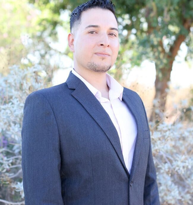 Agent Photo