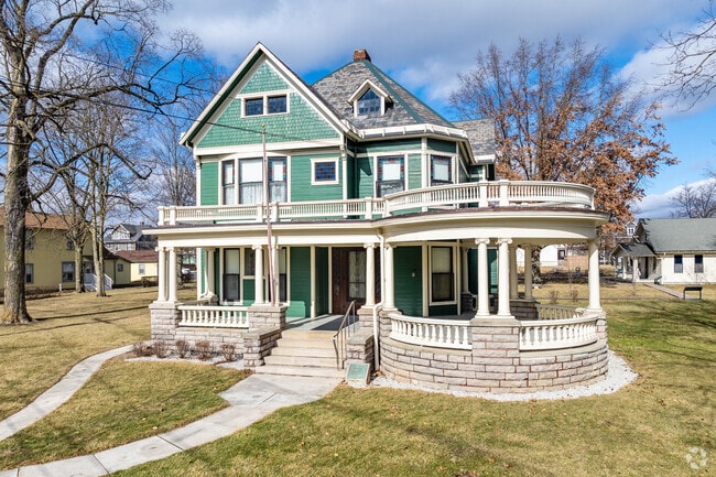 In 1920, Warren G. Harding campaigned for president from his front porch in Marion, Ohio.