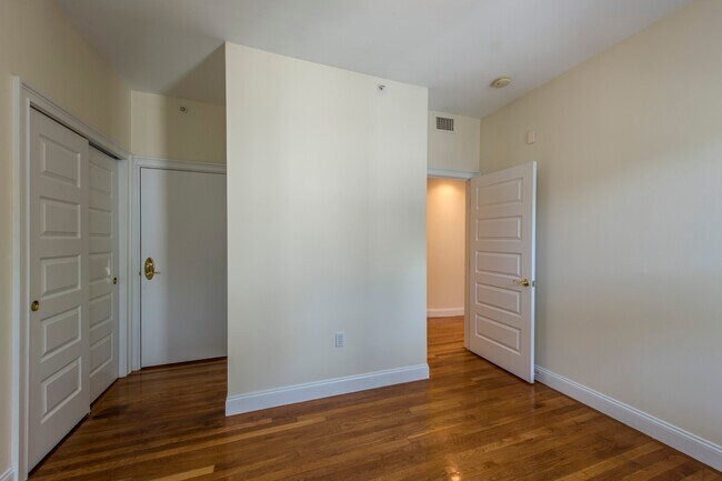 44 Pratt St unit 3, Allston, MA 02134 - photo 7