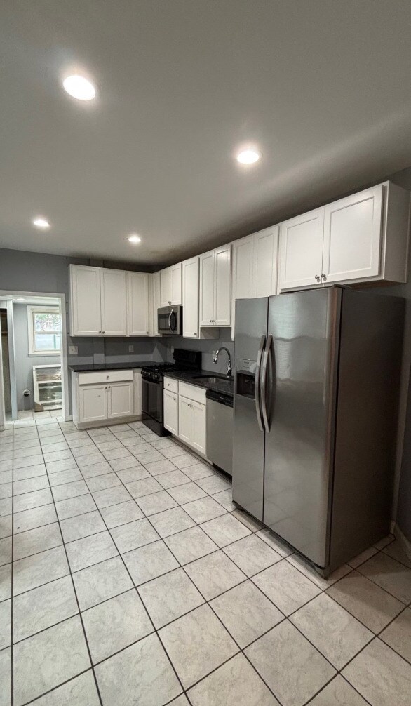 42-48 S Spruce St, Nazareth, PA 18064