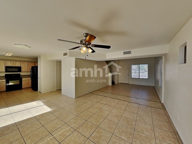 10633 W Piccadilly Rd, Avondale, AZ 85392 - photo 6