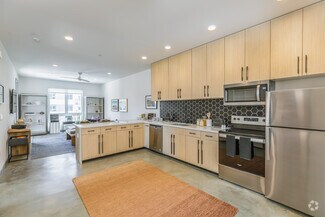 516 S Santa fe Ave, Vista, CA 92084
