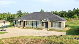 6 Cal Rd Unit B, Fort Mitchell, AL 36856