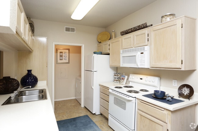 Aventine at Aliso Viejo, Aliso Viejo, CA 92656 - photo 3