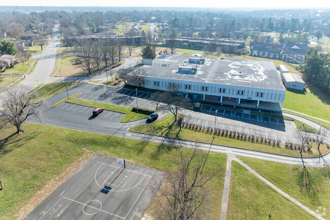 The student population of Julius Marks Elementary School is 481 and the school serves PK-5.