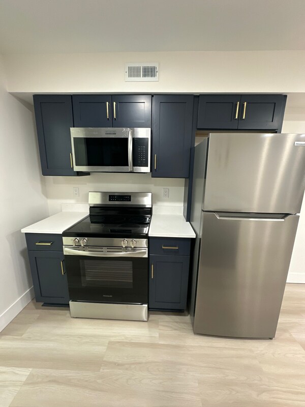 1030 Ford Ave unit 1, Wyandotte, MI 48192 - photo 4