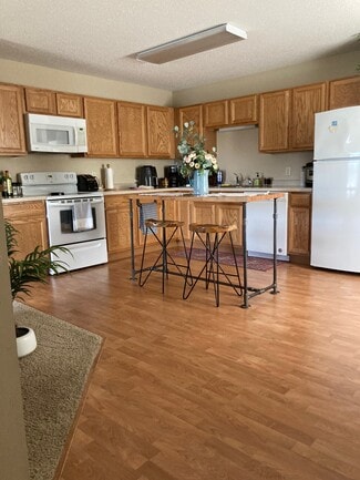 320 Polk Pkwy Unit 1274 Greentree Dr, Saint Croix Falls, WI 54024