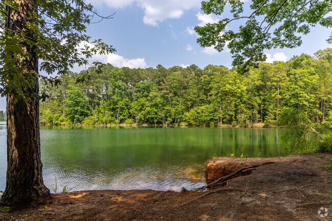 The Lake Juliette area offers a wide range of recreational opportunities including great fishing spots a few miles from Bolingbroke.