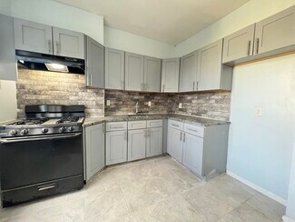 235 Martin Luther King jr Dr Unit 3, Jersey City, NJ 07305