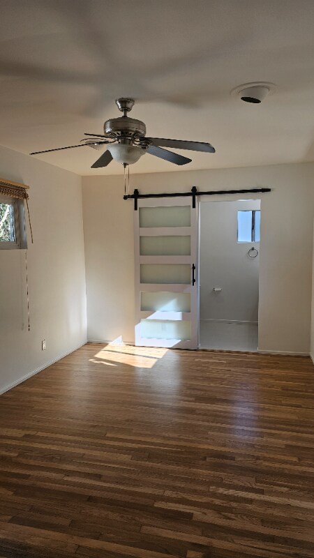 6718 Murietta Ave, Van Nuys, CA 91405 - photo 7