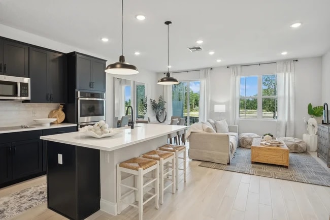 176 SE Birch Terrace, Stuart, FL 34997 - photo 4