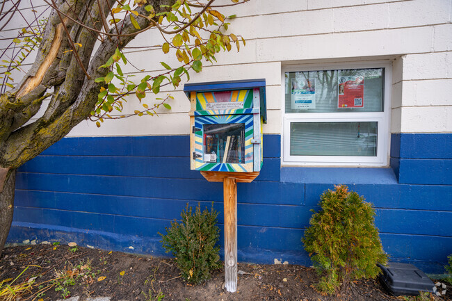 Read and learn from the Little Library at Cambridge Montessori School in Neighborhood Nine.