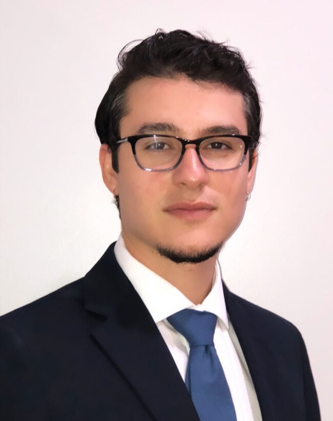 Agent Photo