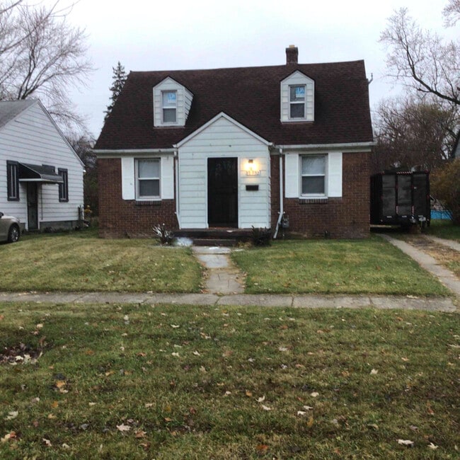 18025 Teppert St, Detroit, MI 48234 - photo 2